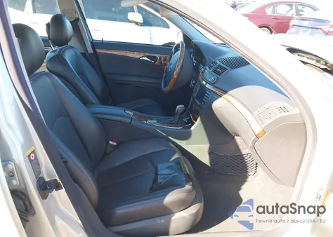 2004 Mercedes-Benz E 320 z USA, uszkodzony, nr VIN WDBUF65J64A521212